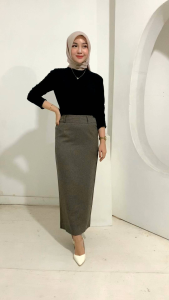 Rok Span Rempel Panjang: Pakaian Kerja Nyaman & Desain Ergonomis