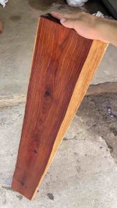 ไม้ชิงชัน งายพานท้าย หรือเครื่องดนตรี ขนาดกว้าง 16-19.5Cm. ยาว 106Cm. หนา 4.7Cm.