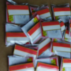 Pin Bendera Merah Putih: Aksesori Dekorasi & Nasionalisme Indonesia