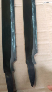 GOLOK SEMBELI TAAN BANTING SUPER TAJAM MODEL MACCODO TAHAN BANTING TIDAK MUDAH TUMPUL RUSAK TERBUAT DARI HASIL TEMPA BAKAR SEPUH KOKOH KUAT BERKUALITAS TINGGI TAHAN LAMA PEMAKAIAN BERGERANSI TERMURAH PERKAKAS KEBUN TAHAN LAMA PEMAKAIAN