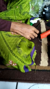 Sepatu Bola kulit terlaris