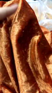 vải nhung  tuyết hoa màu cam tươi _( khổ 1m6) co dãn 4 chiều  mềm rũ may đầm váy áo dài vv