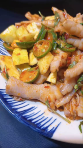 Thai sauce with a spicy slightly sweet flavor 400gr