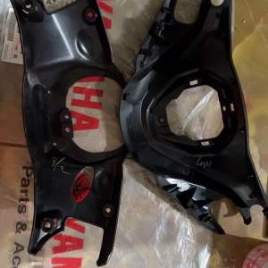 Cover Batok Stang Stir Nmax Old 2015-2019 & Nmax New 2020-2023 Original Yamaha Genuine Parts Asli