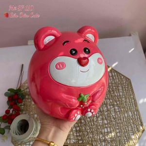 (19x18x18cm) 🍓 Gấu Dâu Cute - Mã SP 110 Heo đất Gấu Dâu Lotso Ôm trái dâu ống tiết kiệm chất liệu thạch cao