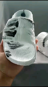 SANDAL Slide Gelembung Abstrak Hitam Putih Anak Laki-laki