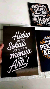POSTER KAYU FRAME KATA MOTIVASI QUOTES AESTHETIC/HIASAN DINDING/DEKORASI KAMAR/KEREN