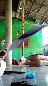 Pisau Dapur & Magnet: Peralatan Dapur Berkualitas