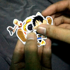 Stiker Bahan Vinil Anti Air Anime One Piece Series (12 pcs) untuk laptop case handphone dan lainnya
