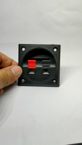 1 ชิ้น แทปลำโพง สี่เหลี่ยม 57x57mm แบบบีบ 2 ที่ แท็ปลำโพง 2 ที่