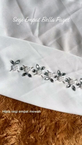 Segi Empat Bella Payet Mutiara