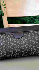 Hàng Si túi cluk cầm tay hiệu