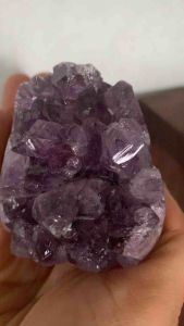 Đá Thạch Anh tím tự nhiên mẫu mini nhỏ xinh lâu mới về 166