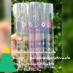 balinum ตะเกียบไม้ตาลและไม้สักแฮนด์เมด พร้อมซองใส่ตะเกียบงานทอผ้าไหมและงานปัก (1 แพค=6 คู่) มีหลายแบบให้เลือก ของขวัญ ของฝาก ของชําร่วย