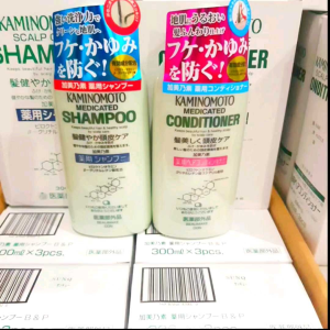 แชมพู ครีมนวด แก้ผมร่วง รังแค คันหนังศรีษะ จากญี่ปุ่น KAMINOMOTO MEDICATED SHAMPOO & Conditioner 300ml.  แชมพูยาสกัดจากสมุนไพรญี่ปุ่น ที่มียอดขายดีอันดับ 1 ในประเทศญี่ปุ่น