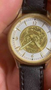 Đồng hồ nam nữ nội địa Nhật size 34mm dùng cho nam tay nhỏ hoặc nữ mặt hai lòng họa tiết vàng phong cách mặt xu siêu đẹp niềng khía đồng xudây da linh kiện được thay mới