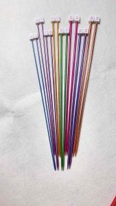 Cặp đan len từ 2.5mm đến 6.0mm.