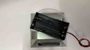 Đế 2 pin nối tiếp 18650 (pin sạc)