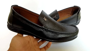 Sepatu casual slip on pria dewasa kulit sapi asli berkualitas