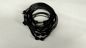 Gelang Tali Korea Warna Hitam: Desain Unik & Fashion