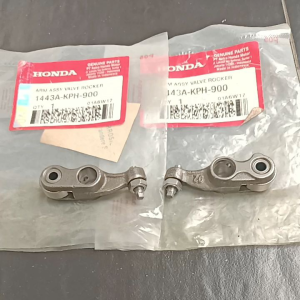 PLATUK KLEP PIANO KLEP ARM VALVE ROCKER KHARISMA SUPRA X 125.KIRANA ORIGINAL ASLI HONDA 2PC