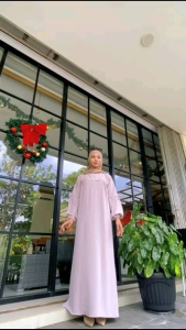 Gamis brukat terbaru