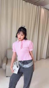 Memo doll เสื้อครอปแขนตุ๊กตาแขนสั้น ผ้ายืดยูนิโคล่ สีพื้นเนื้อหนา แต่งระบายพริ้วสุดน่ารัก