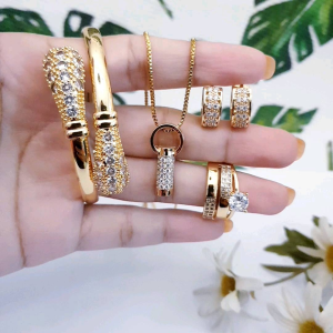 Xuping Set Perhiasan Wanita XDS87: Desain Elegan & Kualitas Tinggi