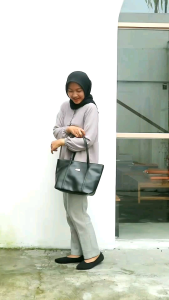 Tas Cangklong Varisha: Aksesori Rumah Warna-Warni