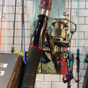 Joran Daiwa 1.8M Carbon Set Reel Power Handle dan One Wat Bearing