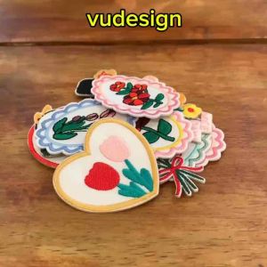 Sticker Dán Vải Sticker Ủi Thêu Quần Áo Balo Túi Mũ Hình Bình Hoa Cỏ 3 Lá Bó Hoa Tulip Tặng Cô Tặng Mẹ Vudesign
