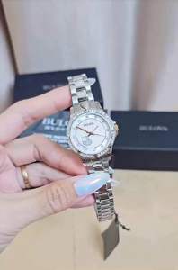 ĐỒNG HỒ NỮ CHÍNH HÃNG BULOVA 98L232 Quartz Size 30 Thời Trang và Tinh Tế