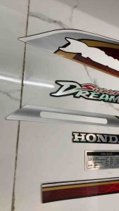 Bộ tem super Dream 2010 hàng nhập Thái Lan 3 lớp chất lượng cao dành riêng cho dòng xe này tem màu sắc cực đẹp và bền giá bán cực tốt bán lẻ như bán sỉ