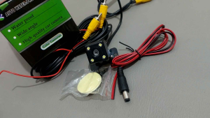 Kamera Mundur Mobil HIFINE 4 LED WIDE ANGLE UNIVERSAL