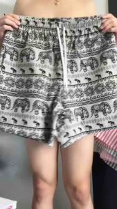 กางเกงขาสั้น ฮารูโกะ Haruko Short Pants ชนิน สตูฟูริ้ว (100% บรรจุภัณฑ์ คอนติ ผ้า ฝ้าม่าน) ของ Chanin Studio