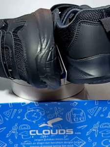 Sepatu Sekolah Anak Full Hitam Merk CLOUDS By Dans Murah dan Ringan Style ZN 011
