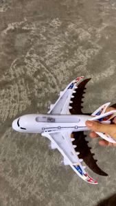 Đồ chơi máy bay A380 âm thanh đèn tự chạy