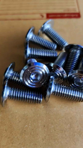 น็อตจานดิสไม่มีบ่า 1ชุด มี 4ตัว