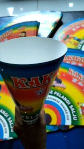 Kertas ice serut pelangi isi 100 pcs/lembar