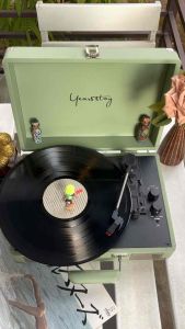 เครื่องเล่นแผ่นเสียงย้อนยุค Vinyl LP Vintage Turntable พกพา บลูท ประเทศไทยจัดส่ง