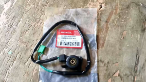 Side Stand Switch Click 125i Click 150i Beat Fi .. Honda OEM Part Side Stand Switch Assy (35700-K59-A71) for Motorcycle Scooter