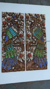 ไม้แกะสลัก 2 ชิ้น 35x90x2.5cm ติดกระจกสี นกยูง แผ่นไม้สัก แผ่นไม้ติดผนัง ไม้แกะสลักสวยๆ ไม้แกะสลักมงคล  ไม้สักแผ่น แผ่นไม้แกะสลัก ไม้สักทอง