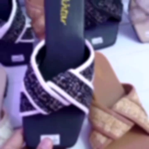NIZAM STORE/Sandal teplek wanita/sandal viral/sandal selop kun slempang/kain kanvas/model terbaru/elegan/sandal murah/premium/kekinian