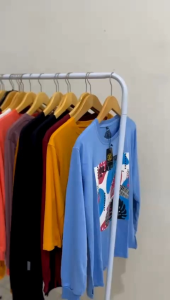 Kaos Distro Wanita Berkualitas Tinggi Atasan Wanita Modis Kaos Cewek Bahan Katun Combed 24s Fashion Hitam Cantik Kaos Nyaman Dipakai