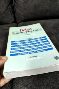 Debat Kesusasteraan Dunia (NEW OLD STOCK)