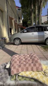 Đệm ngồi bệt vuông họa tiết kẻ vải nỉ len lông cừu hiện đại
