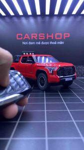 Mô hình xe bán tải Toyota Tundra có đèn và âm thanh tỉ lệ 1:24 Hongsen