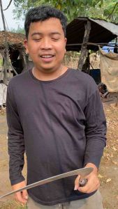 Arit 777555 Super Tajam: Alat Tukang Berkualitas Tinggi