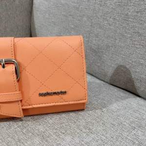 DOMPET WANITA SOPHIE SERVANA WALLET
