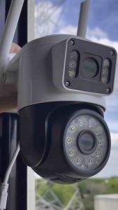 กล้องวงจรปิดกันน้ำ 2เลนส์ ภาพ2จอ คมชัด 5ล้านพิกเซลล หมุนกล้องรอบทิศ พูดตอบโต้ได้2ฝั่ง ภาพสีกลางวันกลางคืน แจ้งเตือนการบุกรุก กล้องวงจรปิด 2 เลนส์ - Lazada